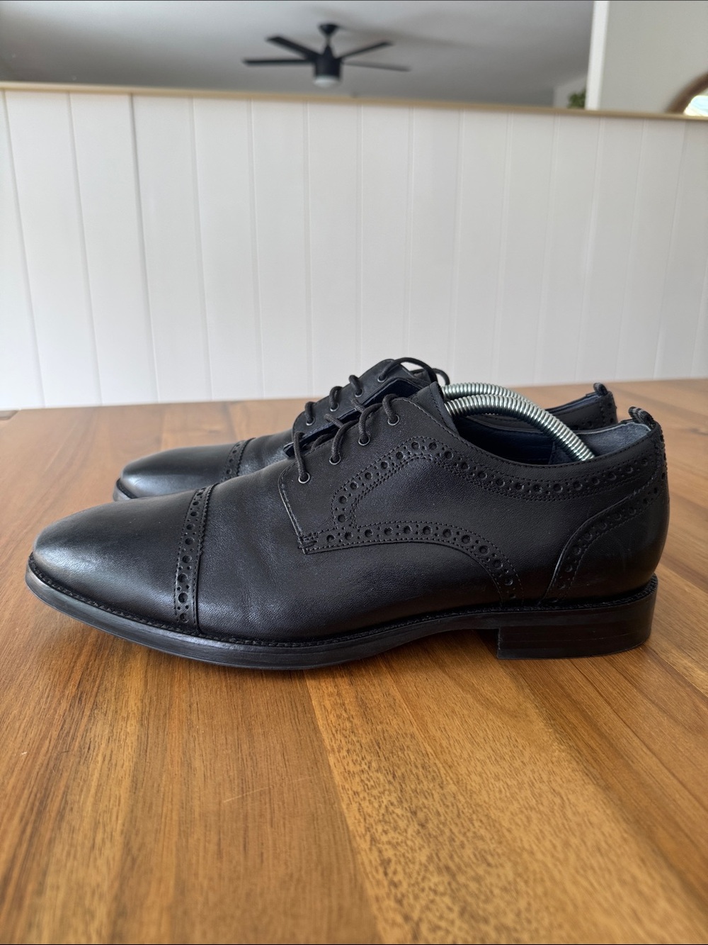 Men’s Cole Haan black derby dress shoes black sz 9.5